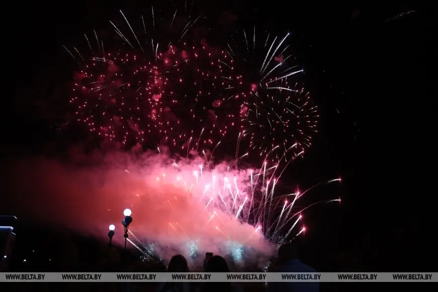 День города Бреста: праздничный концерт и яркий фейерверк