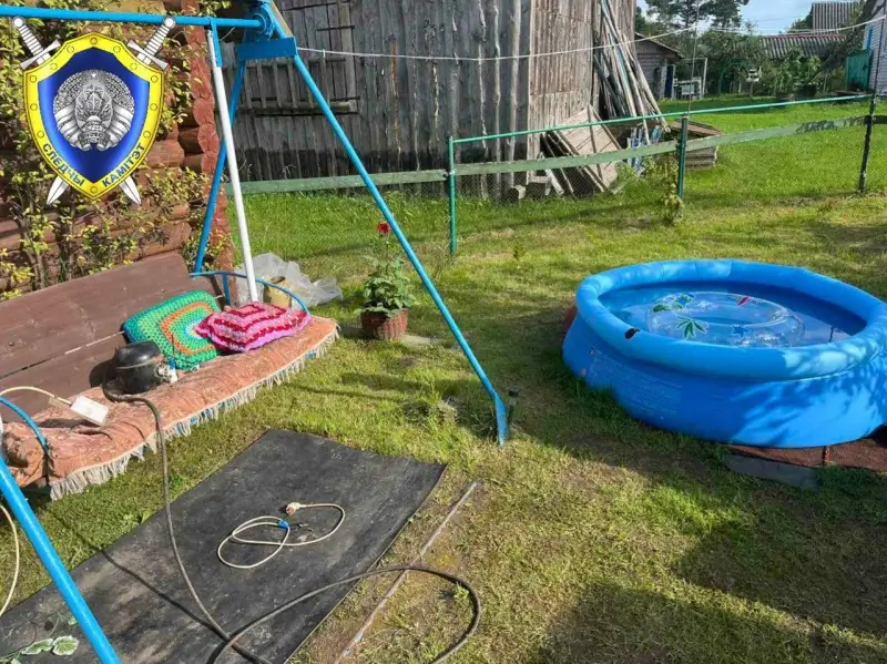 Надувала бассейн — погибла от удара током: трагедия в Миорском районе Надувала бассейн — погибла от удара током: трагедия в Миорском районе