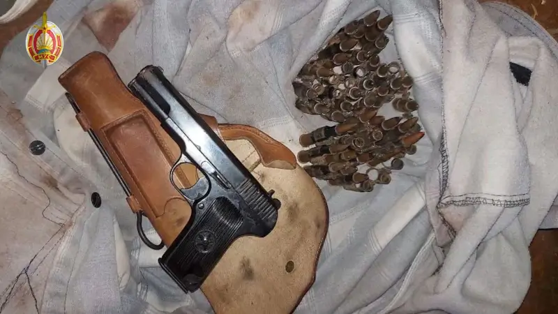 Задержаны пенсионеры-оружейники Задержаны пенсионеры-оружейники