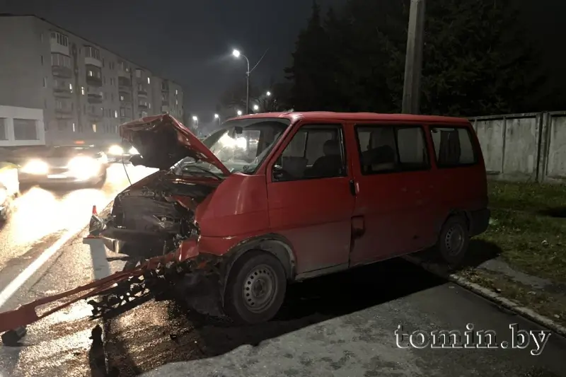 Лобовое ДТП в Бресте на Шоссейной: поиск очевидцев Лобовое ДТП в Бресте на Шоссейной: поиск очевидцев