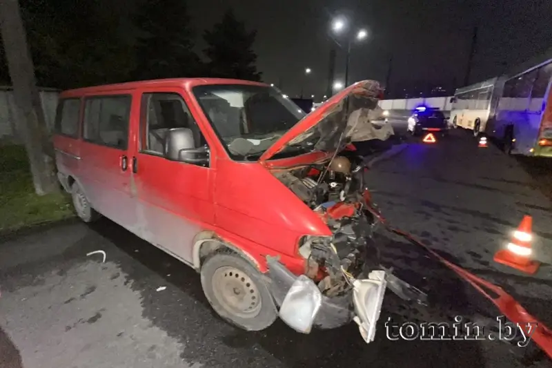Лобовое ДТП в Бресте на Шоссейной: поиск очевидцев Лобовое ДТП в Бресте на Шоссейной: поиск очевидцев