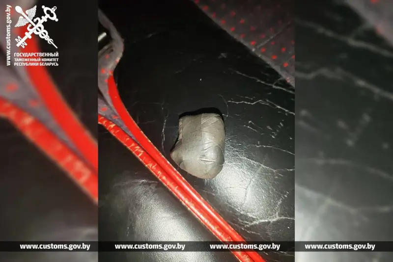 У пассажира автобуса из Польши нашли марихуану