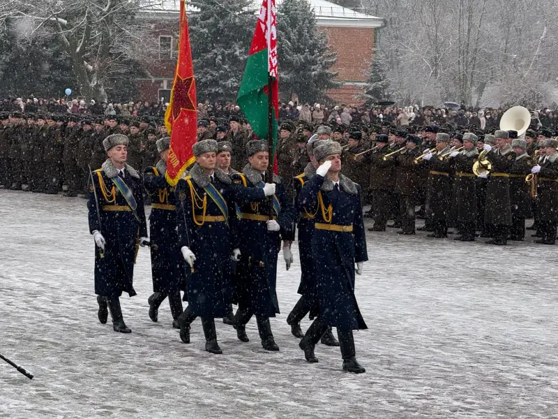 В Брестской крепости приняли присягу более тысячи военнослужащих В Брестской крепости приняли присягу более тысячи военнослужащих