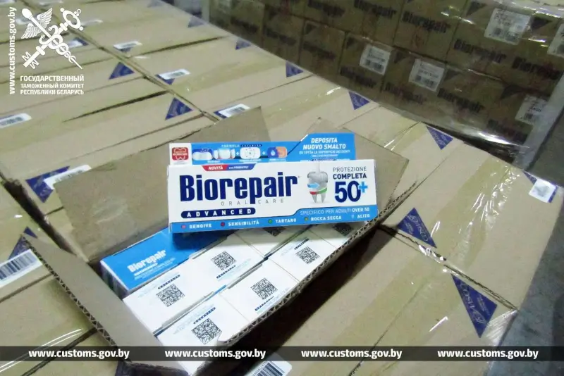 Крупную партию &laquo;почти бесплатной&raquo; зубной пасты везли через границу. Оказалось, она в шесть раз дороже