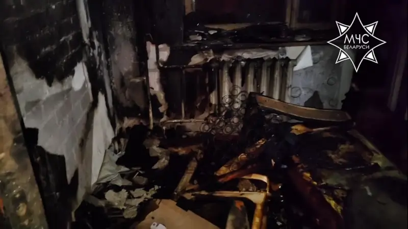 Пожар в Столине: горела квартира в пятиэтажке. Спасли восемь человек, десять жильцов дома пострадали