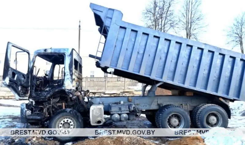 Ущерб почти в сто тысяч: как жителю Барановичей грузовик &laquo;отремонтировали&raquo;