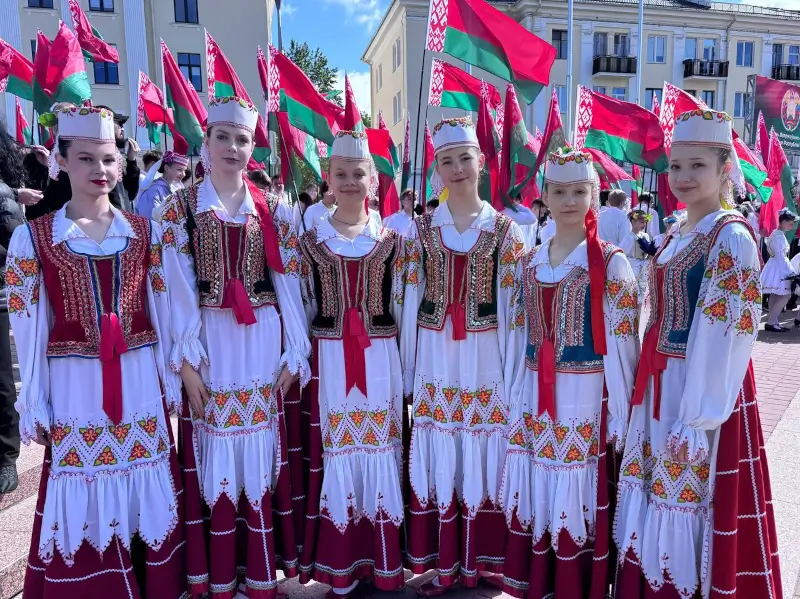 День государственных герба, флага и гимна Беларуси отметили в Бресте День государственных герба, флага и гимна Беларуси отметили в Бресте