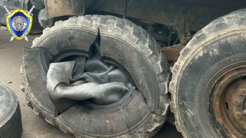 На СТО под Минском при накачке колеса грузовика погиб стажер