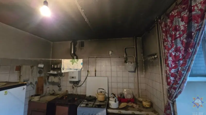 В Высоком на пожаре спасли пожилого мужчину