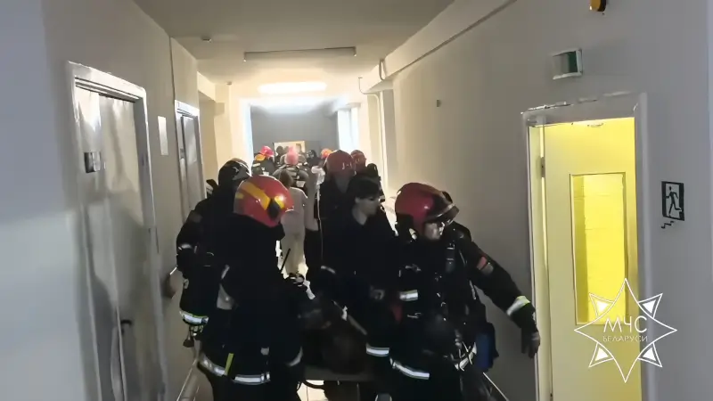 Пожар в больнице Гродно: спасены и эвакуированы сотни людей Пожар в больнице Гродно: спасены и эвакуированы сотни людей