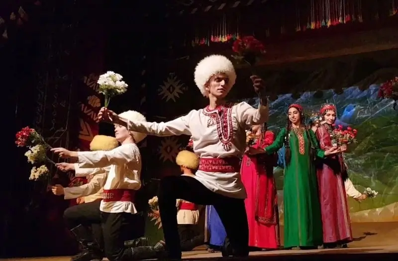 О «Счастье туркмен» расскажет зрителям «Белой Вежи» литературная музыкальная драма Пушкинского театра из Ашхабада