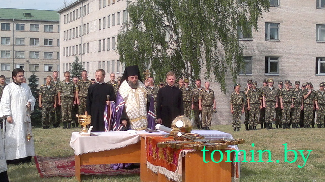 Храм-часовня в честь героев русских сражений святых воинов преподобных Александра Пересвета и Андрея Осляби (Радонежских) в Брестской погрангруппе. Фото Тамары ТИБОРОВСКОЙ Храм-часовня в честь героев русских сражений святых воинов преподобных Александра Пересвета и Андрея Осляби (Радонежских) в Брестской погрангруппе. Фото Тамары ТИБОРОВСКОЙ