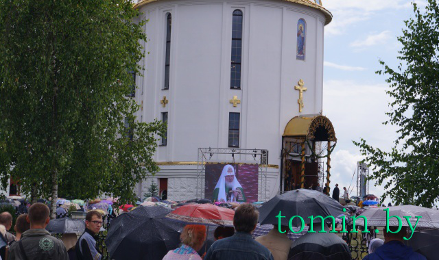 Патриарх Кирилл возглавил Божественную Литургию в Воскресенском соборе Бреста. Фото Тамары ТИБОРОВСКОЙ Патриарх Кирилл возглавил Божественную Литургию в Воскресенском соборе Бреста. Фото Тамары ТИБОРОВСКОЙ