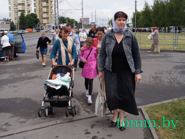 Патриарх Кирилл возглавил Божественную Литургию в Воскресенском соборе Бреста. Фото Тамары ТИБОРОВСКОЙ Патриарх Кирилл возглавил Божественную Литургию в Воскресенском соборе Бреста. Фото Тамары ТИБОРОВСКОЙ