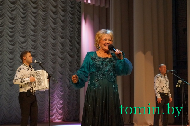 В Бресте выступила Екатерина Шаврина. Фото Тамары ТИБОРОВСКОЙ В Бресте выступила Екатерина Шаврина. Фото Тамары ТИБОРОВСКОЙ