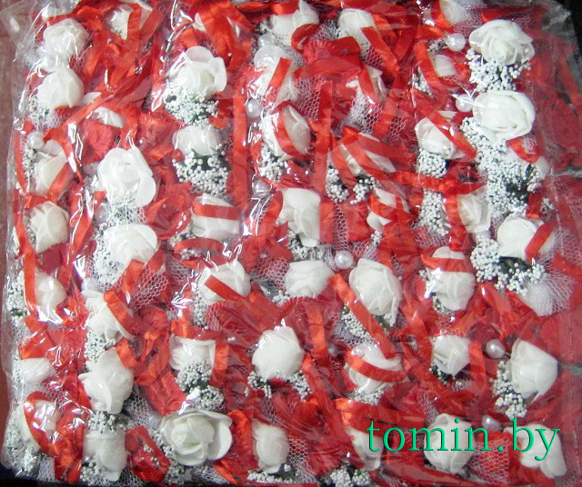 Свадебные аксессуары изъяли брестские таможенники у жителя Волынской области - фото Свадебные аксессуары изъяли брестские таможенники у жителя Волынской области - фото