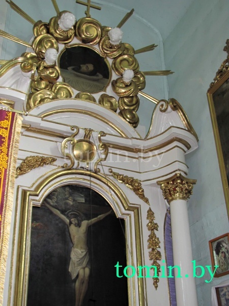 Свято-Онуфриевская церковь в деревне Ставы Каменецкого района - памятник архитектуры деревянного зодчества XVIII века.Фото Тамары ТИБОРОВСКОЙ Свято-Онуфриевская церковь в деревне Ставы Каменецкого района - памятник архитектуры деревянного зодчества XVIII века.Фото Тамары ТИБОРОВСКОЙ